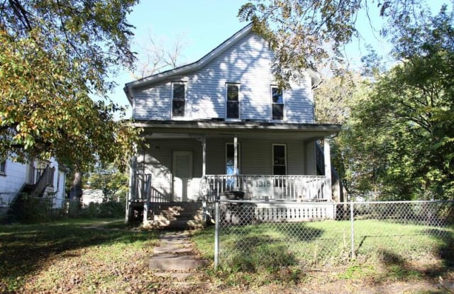 1318 23rd St - 1318 23rd Street, Des Moines, IA 50311