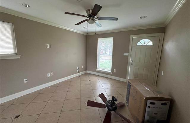 2226 PLAZA Drive Gallery 2