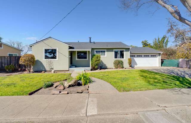 2555 W Avenue 133rd photos photos