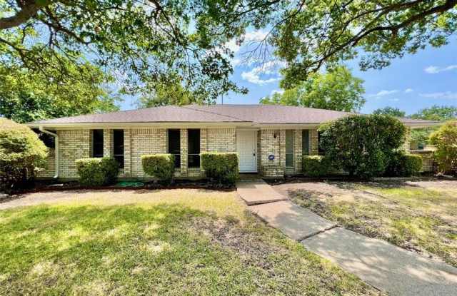 2732 Parkhaven Drive - 2732 Parkhaven Drive, Plano, TX 75075