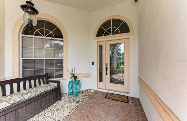 7433 FAIRLINKS COURT Gallery 2
