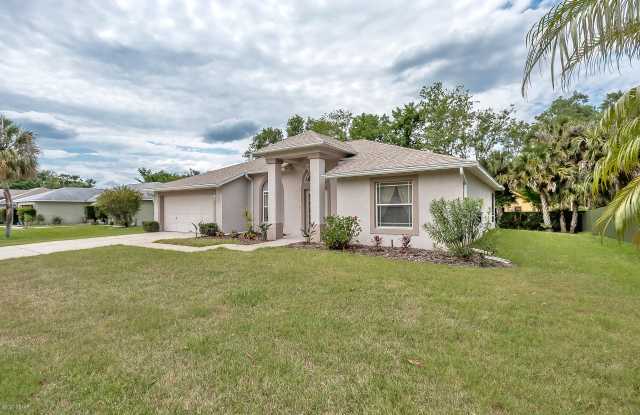 446 Pendrey Drive Gallery 2
