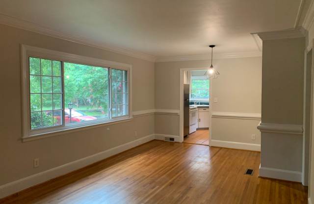 Adorable Two Bedroom Duplex in Sedgefield! 2 Year Lease Option at a Lower Rate Available! Gallery 3