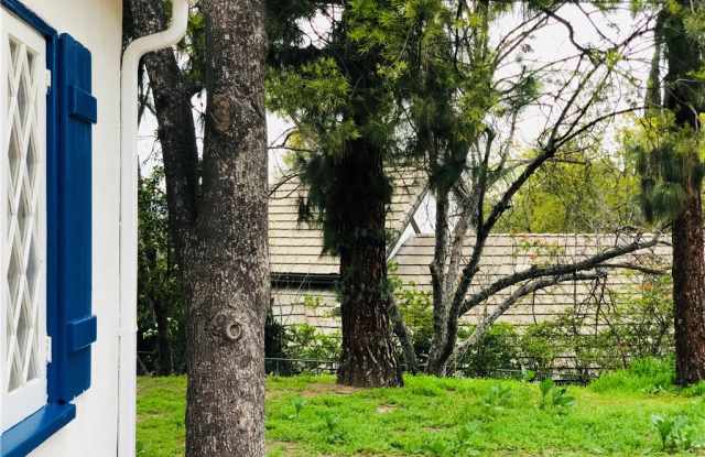 5223 San Feliciano Drive Gallery 2