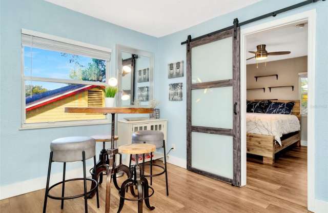 826 11TH Avenue S Gallery 4