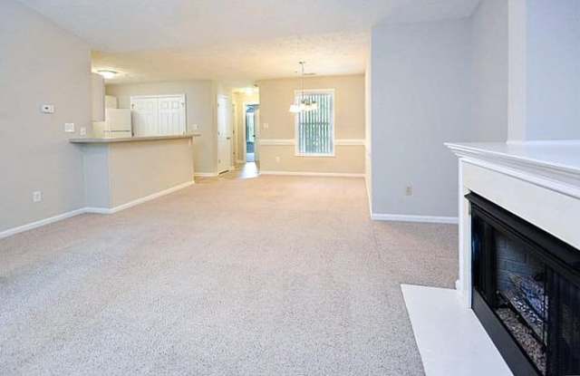 Lakeshore Grande Gallery 4