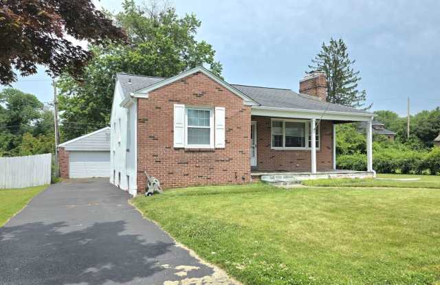 Charming and well-maintained ranch style available now! photos photos