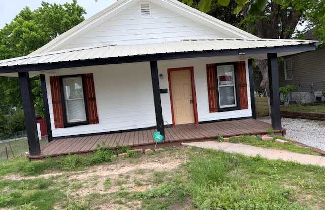 108 North Grant Avenue photos photos
