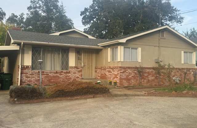 Spacious Home w/ Many Amenities! photos photos Spacious Home w/ Many Amenities! photos photos