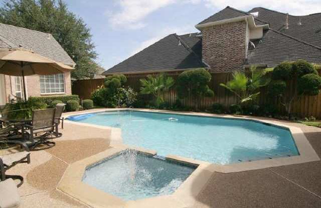 5115 Summit Hill Drive Gallery 2