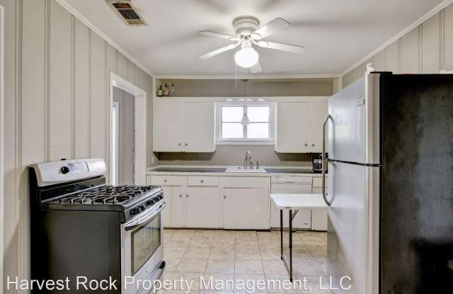 2845 Forest Park Drive Gallery 3