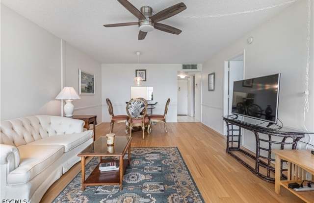 1828 Pine Valley Drive Gallery 2
