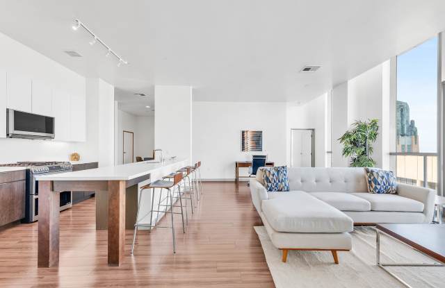 3033 Wilshire photos photos