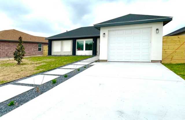 2302 E Moore Rd photos photos