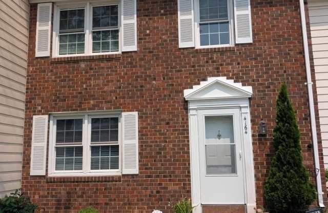4164 HAMLIN Court Gallery 1