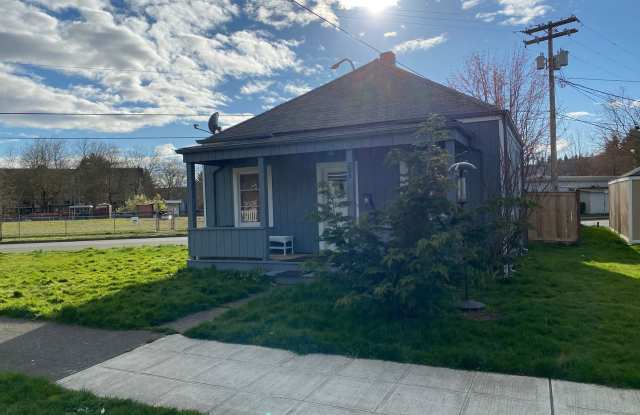 205 Williams Ave N - 205 Williams Avenue South, Renton, WA 98057