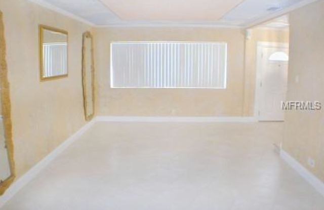 4610 POMPANO DRIVE Gallery 2