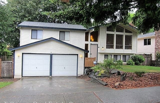 15809 118th Pl NE - 15809 118th Place Northeast, Bothell, WA 98011