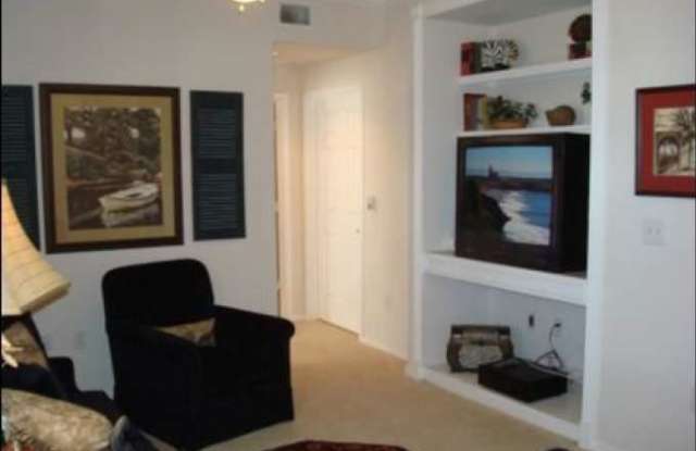 19532 US Hwy 281 N Gallery 1