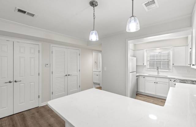 155 eagle Creek photos photos