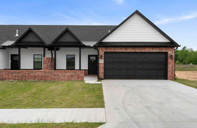 Beautiful Abbington Subdivision! MOVE IN SPECIAL~1ST FULL MONTH FREE ON A 13 MONTH LEASE~ photos photos