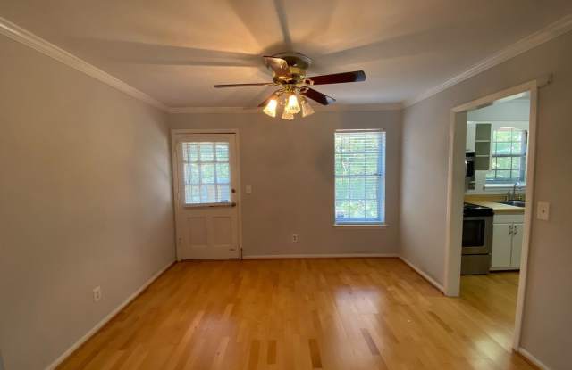 2030 Montreat Circle Unit B Gallery 4