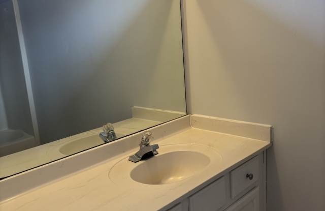 1734 Bob White Ln Se Gallery 4