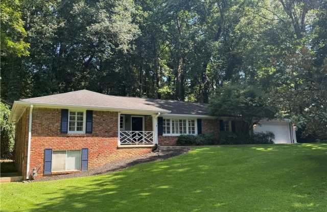 6651 Castleton Drive Gallery 2