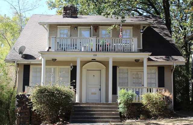 820 North Spruce Street photos photos