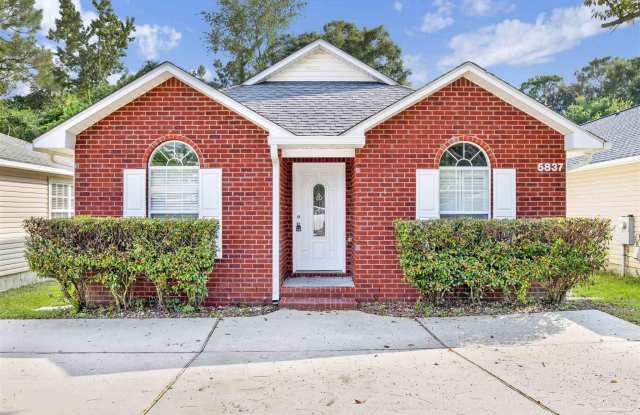 5837 Creek Station Dr - 5837 Creek Station Drive, Pensacola, FL 32503