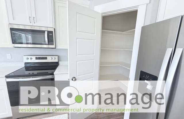 Immaculate single family home on the West side Gallery 4