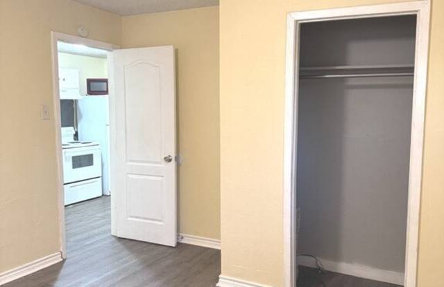 132 MONTICELLO CT Gallery 4