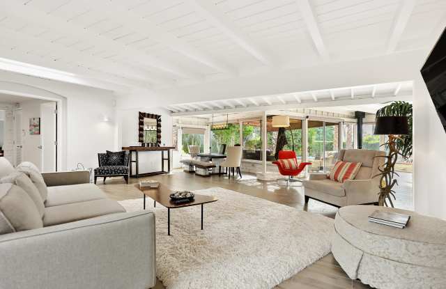 261 Cordoba Way photos photos