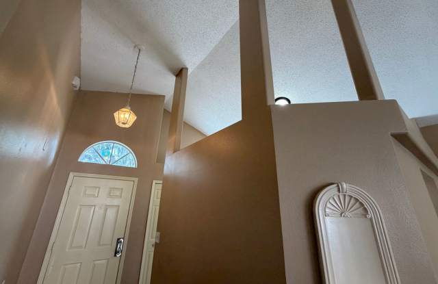 Spacious Corner Lot Home with Split Floor Plan | Fenced Yard | Great Value Gallery 3