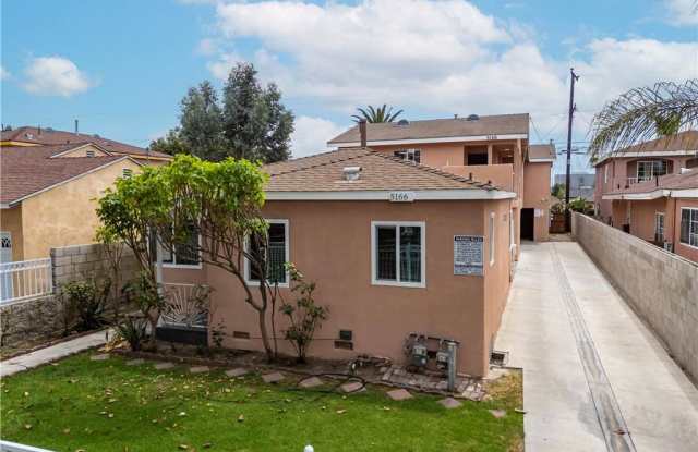 5166 Mccallum Ave photos photos