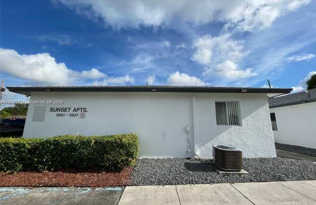 6921 Pembroke Rd - 6921 Pembroke Road, Pembroke Pines, FL 33023
