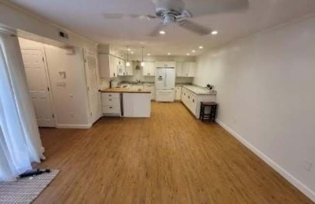 402 Duck Hunter Court Gallery 3