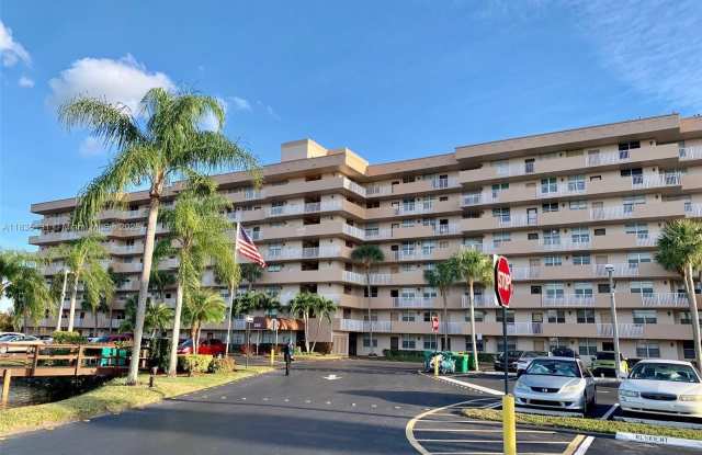 250 Jacaranda Dr photos photos