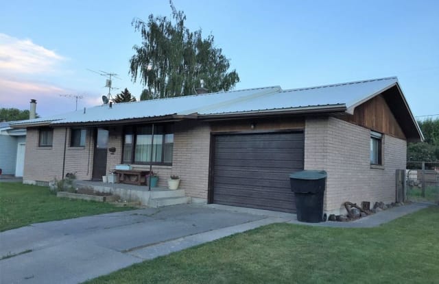 255 W. 3rd N - 255 West 3rd North, Rigby, ID 83442