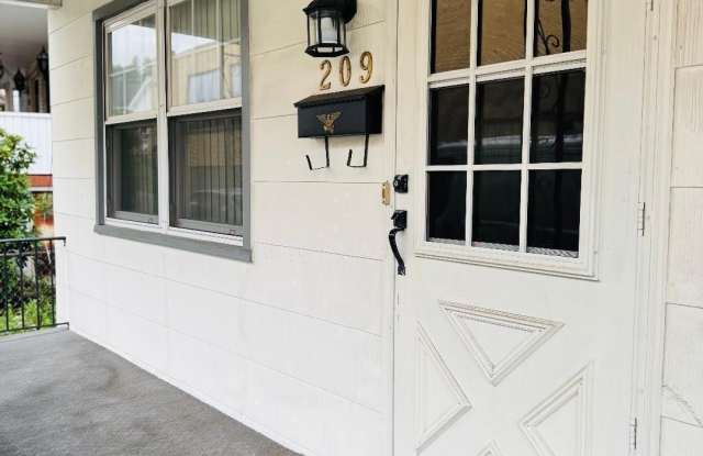 209 W Grace Street - 209 West Grace Street, Old Forge, PA 18518