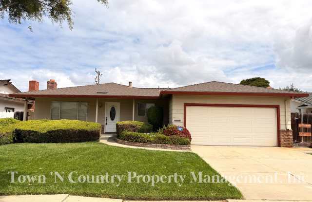 Nice 3 Bedroom, 2 Bath Located in North Salinas! photos photos