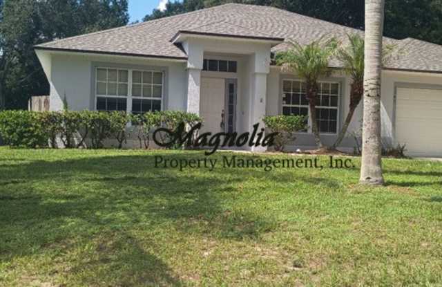 Oak Valley, Minneola Gallery 1