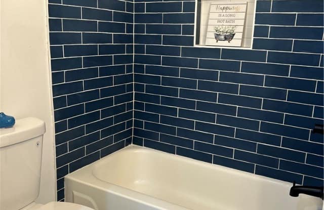 1910 Albany Avenue photos photos