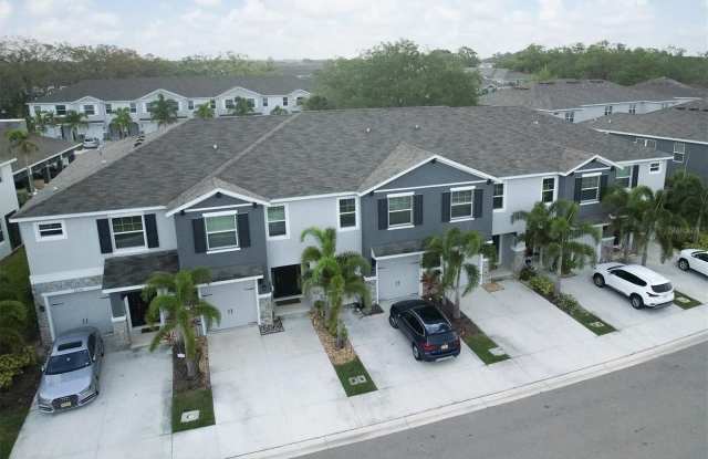 8632 ICE WINE photos photos