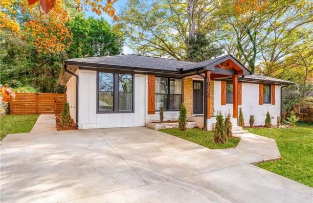 1934 Pinedale Place - 1934 Pinedale Place, Candler-McAfee, GA 30032 1934 Pinedale Place - 1934 Pinedale Place, Candler-McAfee, GA 30032