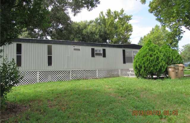 16942 BAY AVENUE Gallery 2