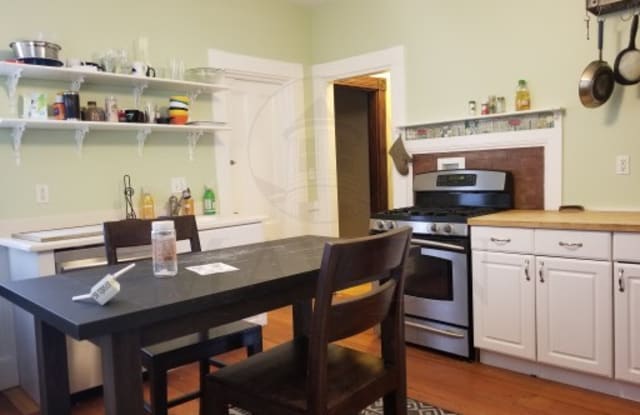 72 Boston St - 72 Boston Street, Somerville, MA 02143