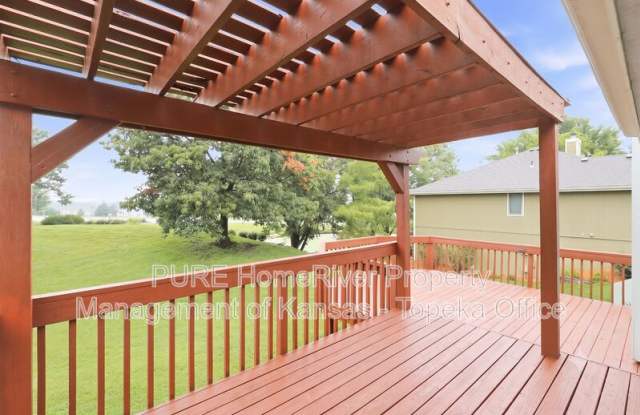3611 SW Redhawk Court Gallery 4