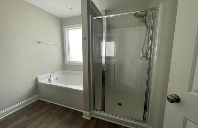 127 Laporte Path Gallery 4