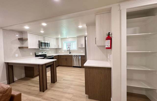 RR 156 Duplex photos photos